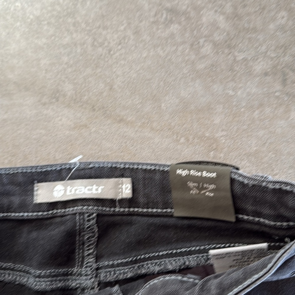 NWT Tractr High Rise Boot Denim - Picture 2 of 4